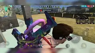 Bar Bar di Blue Zone Pakai Bundle Favorit|Auto Bohay| (FREE FIRE BATTLEGROUND)