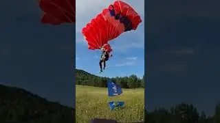 Приземление на фестивале Высоцкого #skydiving #flying