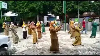 Senam Maumere oleh Puskesmas Plandaan  - SALAM GERMAS