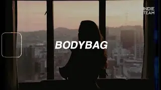 [Lyrics+Vietsub] Charlotte Lawrence - Bodybag