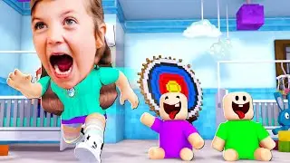 ESCAPE THE DAYCARE!!! | Stella and Dad ROBLOX OBBY!