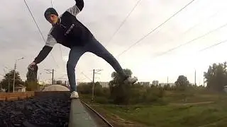 Riding a Train - Parkour 2017