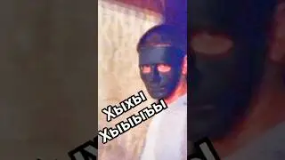 Негритёнок Вытворяет что то Непонятное с Матрасом