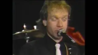 Loose Lips - Blue Moon