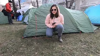 sa Elanom na kampovanju