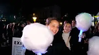 Vivid Sydney 2022 - Fluffy Crunch - Glow in the Dark Fairy Floss