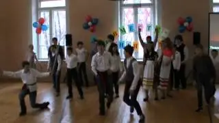 Праздник-конкурс, посвященный Дню рождения школы.