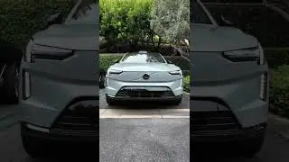 Ever seen car lights do that 😎?! 2025 Volvo EX90 #shorts