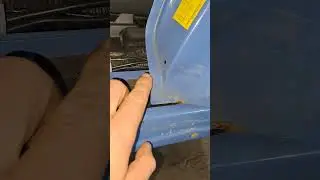 В работе Toyota FJ Cruiser под окраску LineX