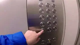 Странные лифты у нас в доме