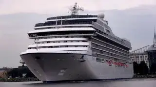 Круизный корабль Marina уходит из Риги