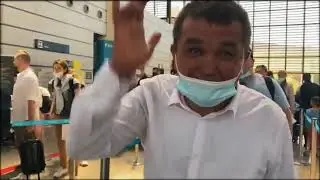 Серёгу Кишкоблуда посадили на двое суток / Серёга возвращается из Сочи в Москву .