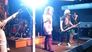 Max Blak Kelly School Of Rock Hair Metal Show (BAD AUDIO)