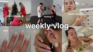 weekly vlog 💌 advent calendar, skin issues, bts of taking spon content, boxing & nails 🎀