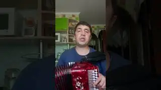 Под ольхой задремал есаул молоденький