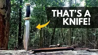 How Practical is a "Crocodile Dundee" Bowie Knife for Jungle Bushcraft & Survival?