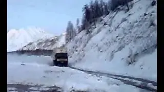 Зимник. Якутия. Ручей \ Winter Road. Siberia. Creek