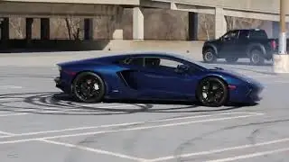 |EDIT| синий лаборгини