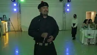 Дмитрий Шараев на свадьбе у Кирсана и Инны.