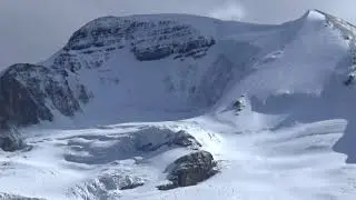 Льодовик. Водоспад Атабаска. Джаспер. Канада.