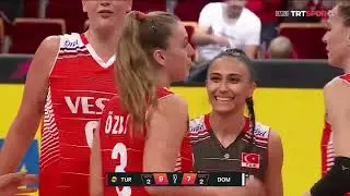 Cansu Özbay Karar Setinde Smaç Vuruyor!!