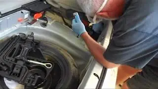2010 Toyota Prius battery change (New Optima Battery)