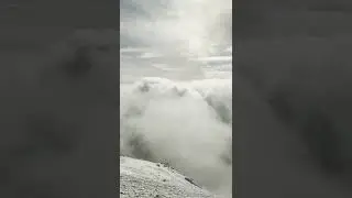 Бештау #mountain #winter #snowflakes #mist #sky