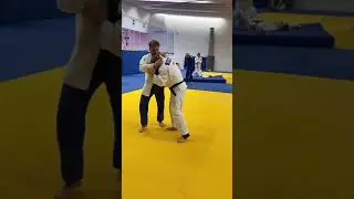 БРОСОК ПОДХВАТОМ СО ВСТАВКОЙ. JUDO THROW UCHI MATA. 