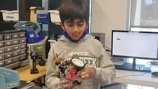 Vivaan - Tangible Robot (Arduino)