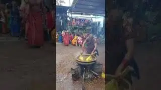 அம்மன் மஞ்சள் எண்ணெய் சாமியாட்டம்