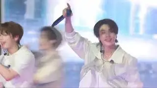 ENHYPEN at Kpop Lux in Madrid — ENHYPEN  'KARMA' PERFORMANCE