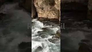 Río Castril a su paso por el pueblo Granada 