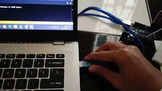 Menyalakan 2 lampu menggunakan push button