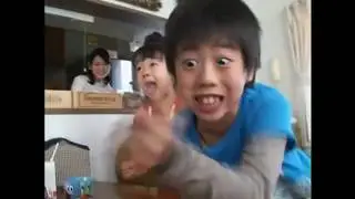 Japanese Kids Go CRAZY For Spongebob Happy Meal Toy (are these kids alright?)