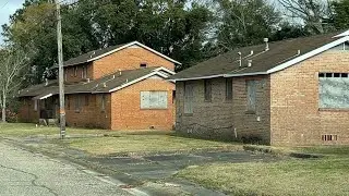 THESE ARE THE WORST HOUSING PROJECTS I EVER SEEN! Mobile Alabama