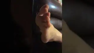 寝ている妻の足裏をアップで撮ってみた　took close-up my wife’s soles