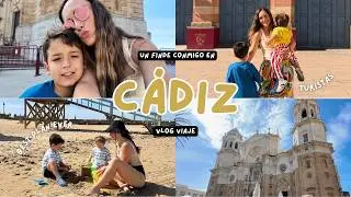 It was supposed to be a girls' trip... but I ended up in Cádiz with my kids 😅