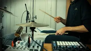 SYNTH HOP JAM with NOVATION CIRCUIT and ACOUSTIC DRUMS