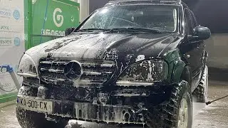 Mercedes Benz ML 430 off road / mud & rain