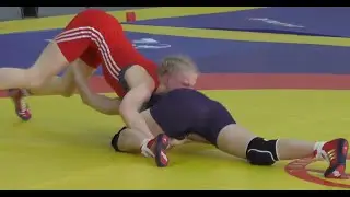 Стиль быстрой лани и холодного питона. Побеждает расчётливая на первенстве России по вольной борьбе