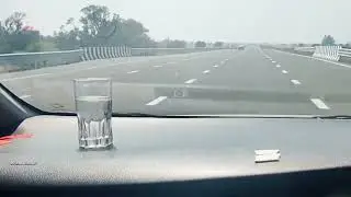 Have a look here no spillage of water from the glass at 120kmp #NE4 #delhimumbaiexpressway #Highway