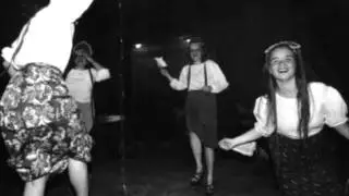 Kmochova paralýza - Dú, Valaši dú (auf deutsch)