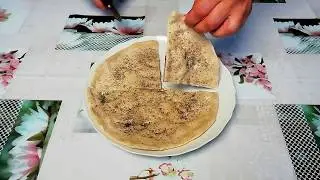 Focaccia in padella senza lievito - Ricetta facile e veloce - Flatbread recipe