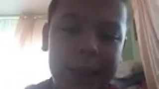 Spuneți-vă numele în comentari