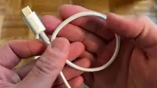 Anker Braid vs. Rubber USB-C Cables: What's The Difference?