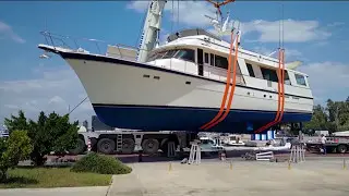 Hatteras '85