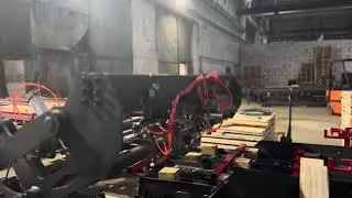 ROT G1800 бобышкаукладчик / Pallets nailing mashine
