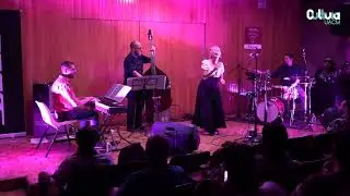Iraida Noriega en concierto. Plantel Centro Histórico-UACM