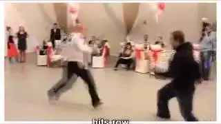 СМОТРЕТЬ ВСЕМ!  Драка на свадьбе-как часто бывает!