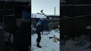 Как по словам Бати он работал в твоём возрасте 😂
